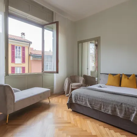 Garibaldi's Balcony By Rent Appartement Côme