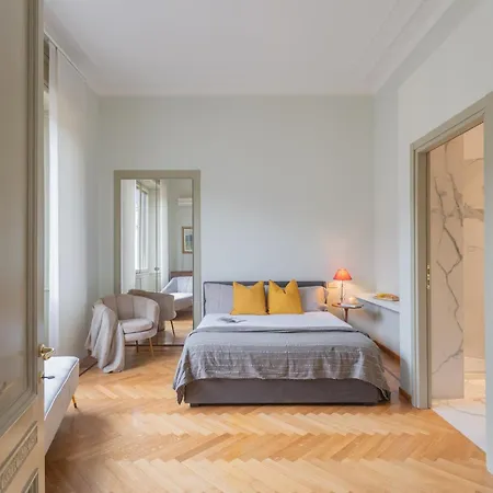 Garibaldi's Balcony By Rent *