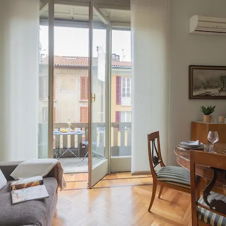 Garibaldi's Balcony By Rent Apartamento *