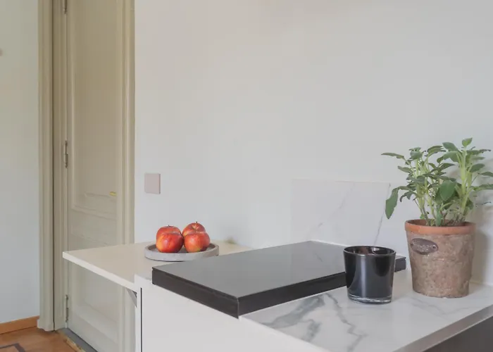 Garibaldi's Balcony By Rent