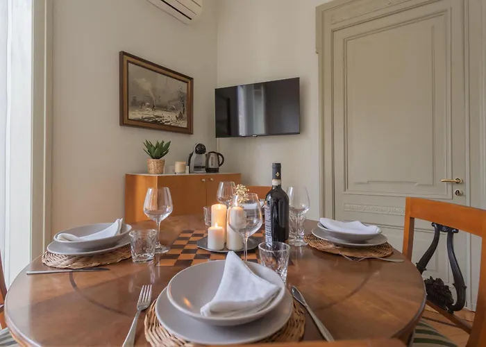 Garibaldi's Balcony By Rent Como