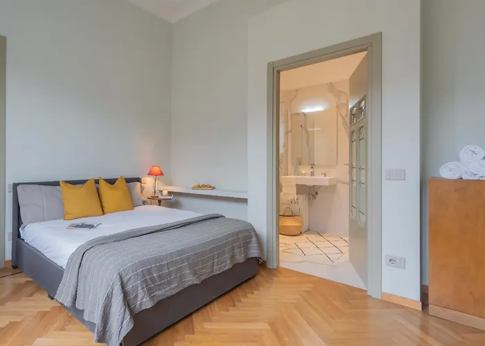 Apartmán Garibaldi's Balcony By Rent *